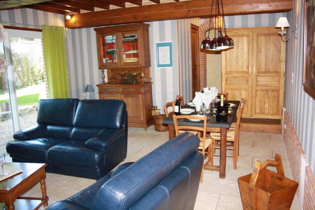 L'Ecurie D'Hubert Villa Gerponville Exterior photo